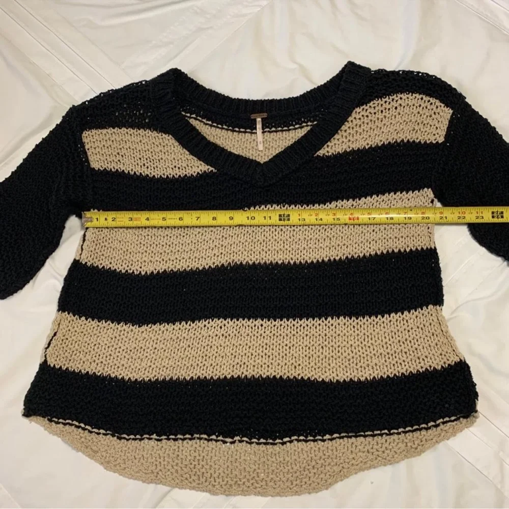Free People striped cozy v-neck quarter‎ length sweater